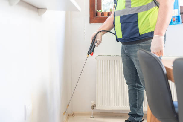 Best Pest Prevention Services  in Dix Hills, NY